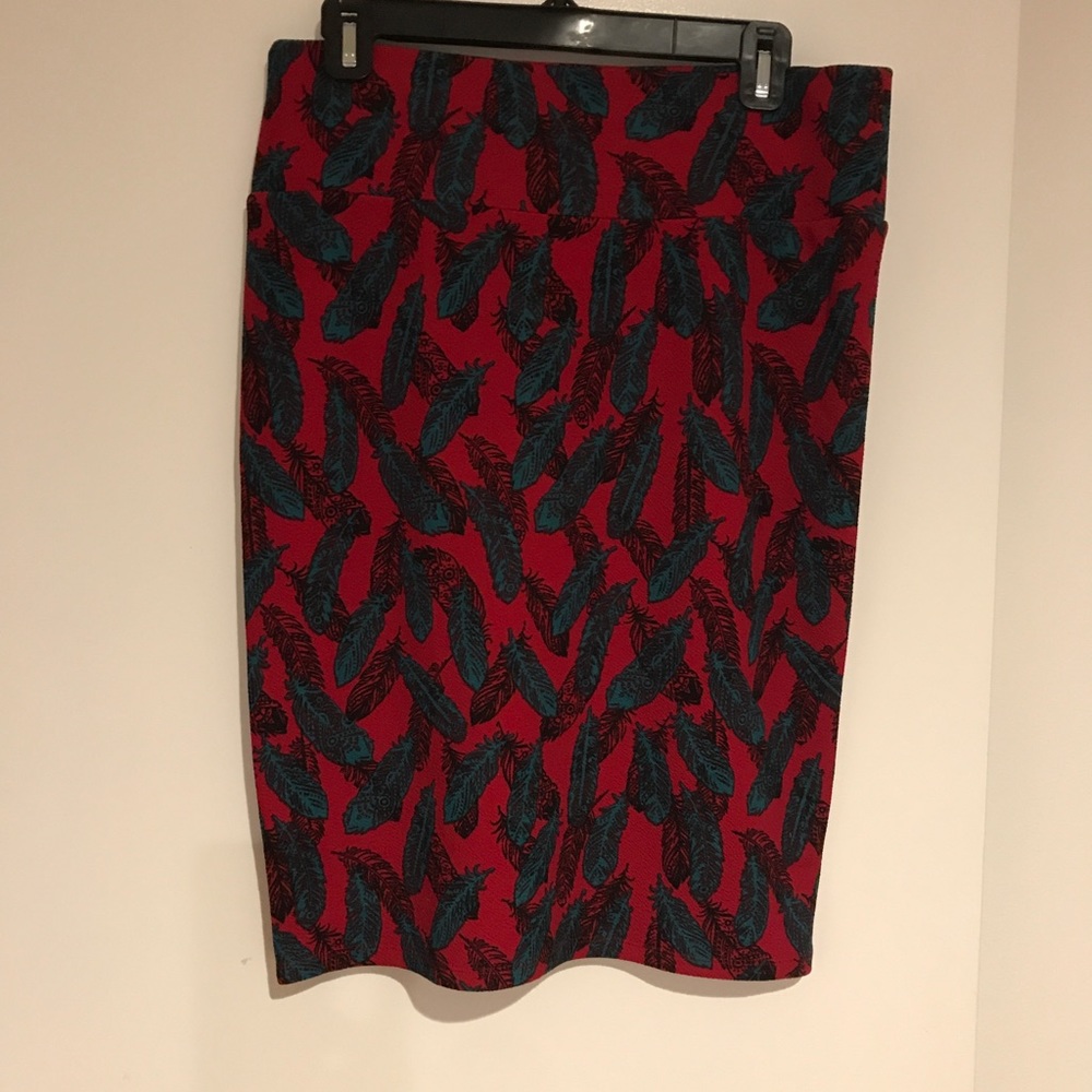 LuLaRoe Feather BodyCon Skirt Red and Blue EUC